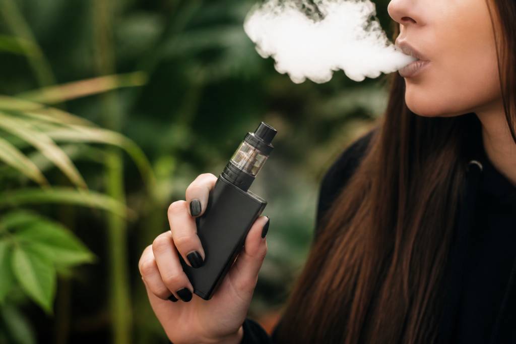 Vape with cbd : guide complet pour bien choisir sa cigarette électronique au cbd